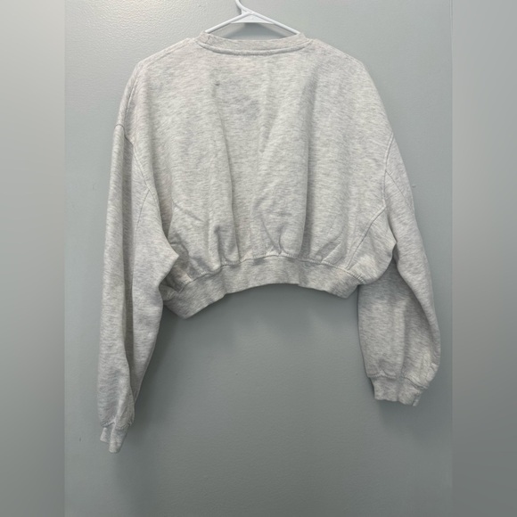 SOLD OUT 
Zara Light Gray Ribbed Top - Picture 2 of 4